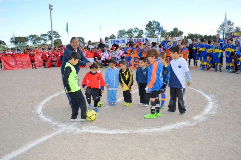 Comenzó el Torneo Apertura de Futbol Infantil en el Paseo Ferroviario