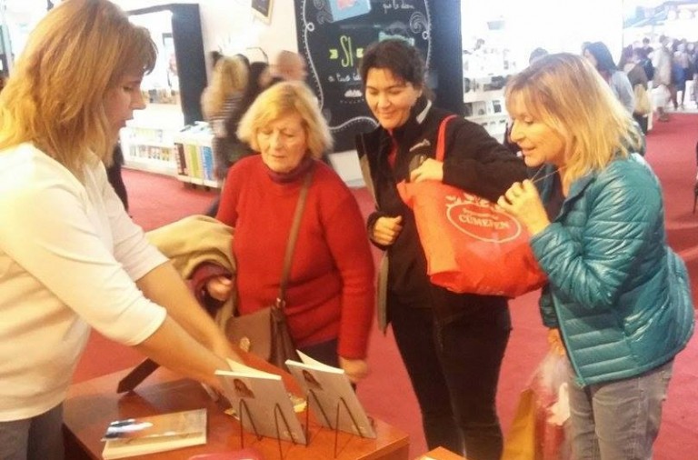 Presentaron «Jahuel, refugio de vida» en la Feria del Libro en Buenos Aires