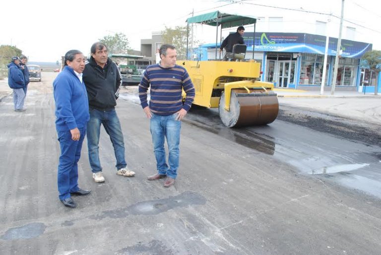 COMPLETAN OBRA DE ASFALTO EN SAN ANTONIO OESTE