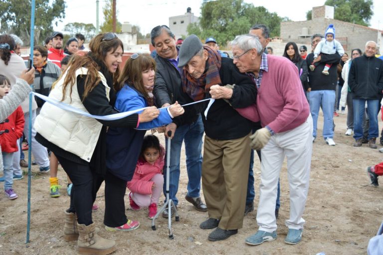 Emotiva jornada en el Barrio Unión con la inauguración de su espacio recreativo