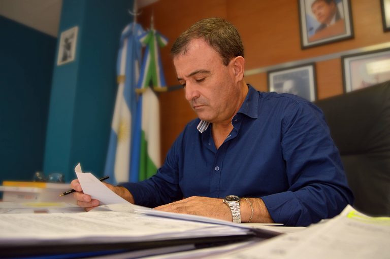 El vicegobernador tuvo duras críticas contra Nación por la privatización del ARSAT