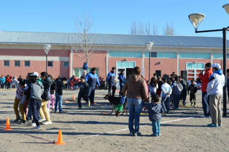 El Barrio Ceferino realizó una jornada deportiva y recreativa