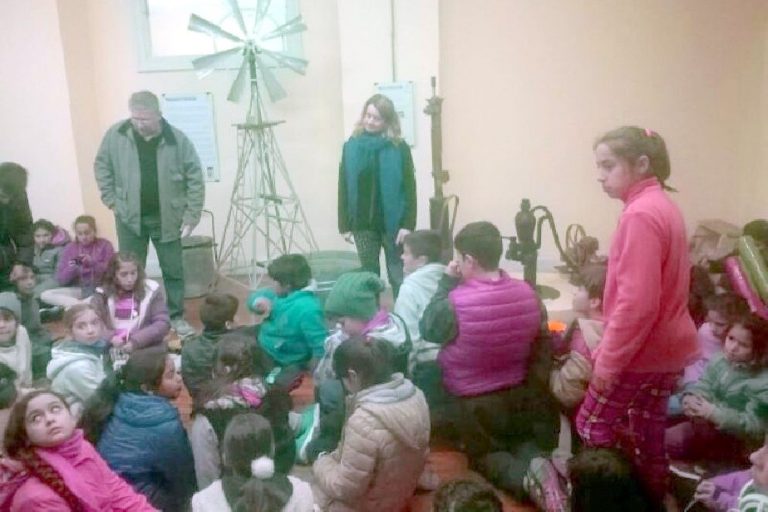 Viedma: alumnos de Las Grutas visitaron el Museo del Agua y el Suelo