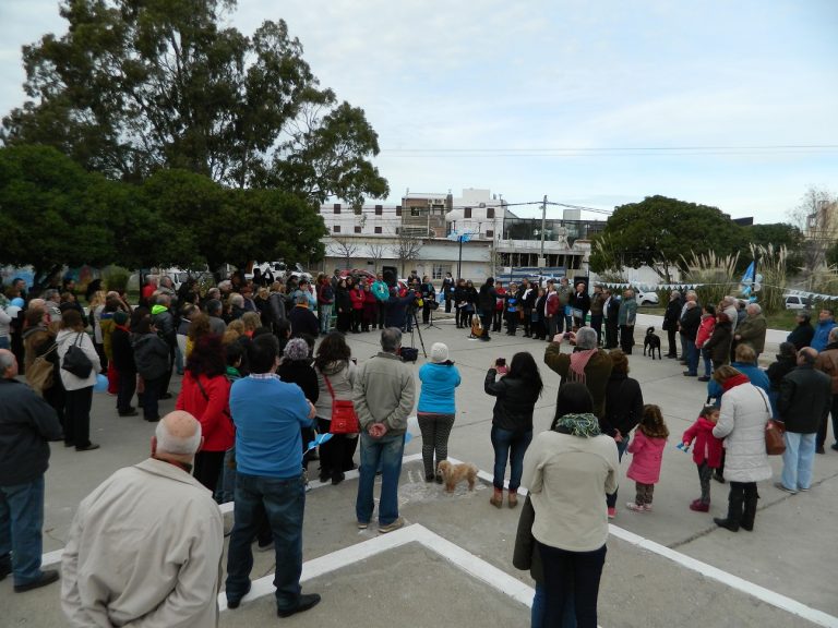 Municipalizadores realizaron un acto por la Independencia Nacional