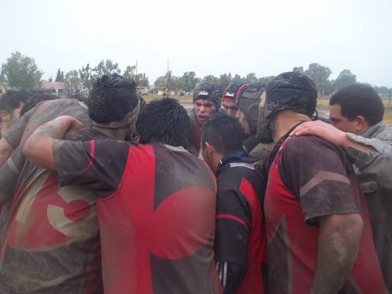 Rugby: Squalos ganó en el alto valle y se subió a la punta del torneo