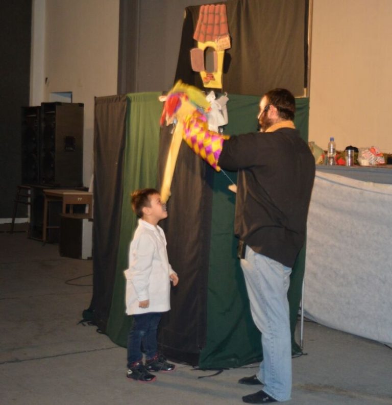 San Antonio también disfruta del Festival Internacional de Títeres