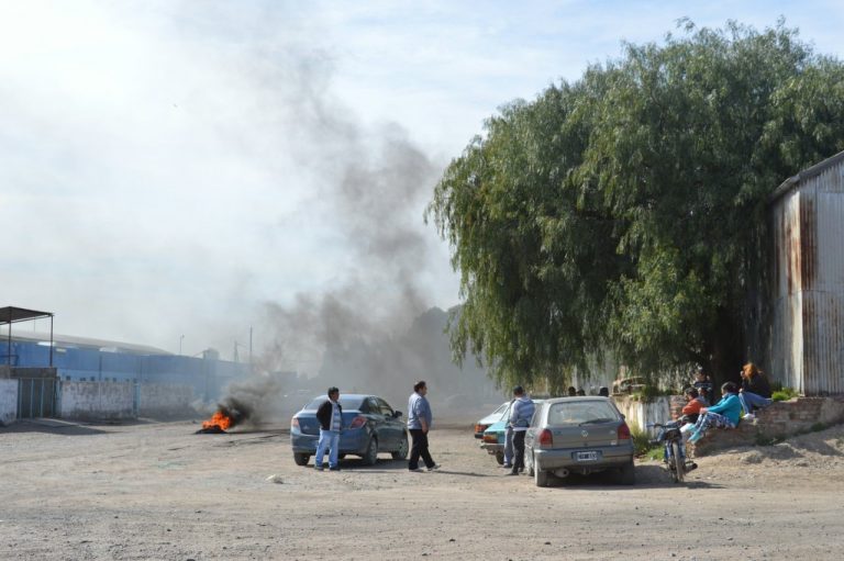 Se agudiza el conflicto en la Terminal Pesquera Artesanal de San Antonio Oeste