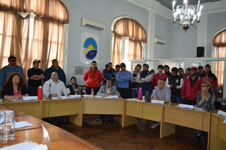 Los concejales quieren integrar comisiones de concursos públicos y licitaciones municipales