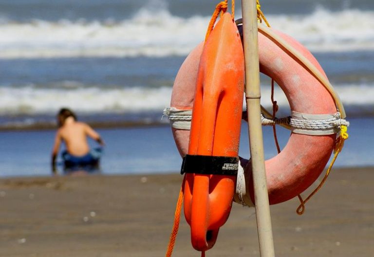 Iniciaron servicio de guardias pasivas en la playa