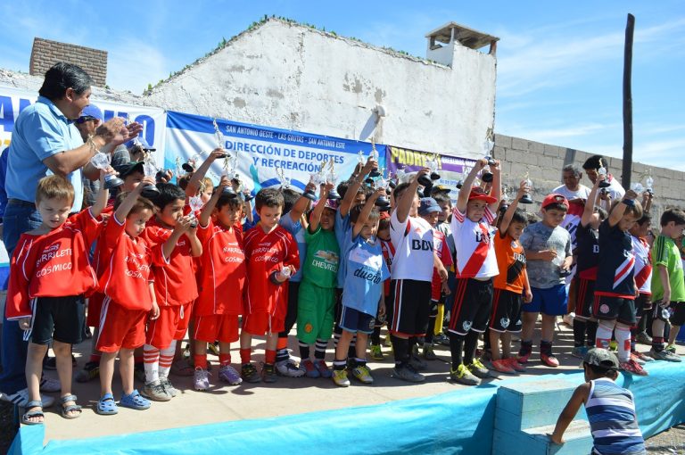 Finalizó el Torneo Clausura del Infantil de Fútbol en San Antonio Oeste