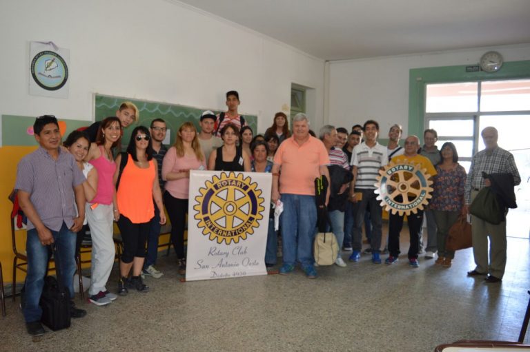 Campaña de la Junta vecinal del Barrio Unión: gran cantidad de vecinos se atendieron en oftalmología