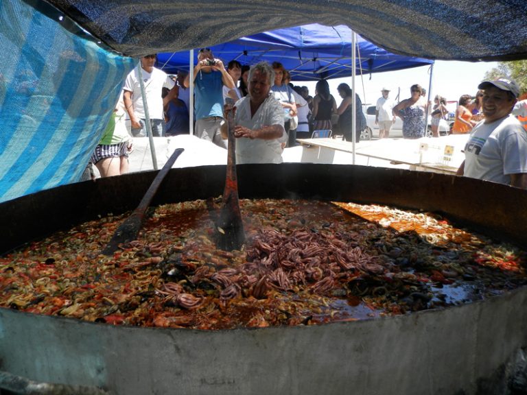 Fiesta del Pescador Artesanal: platos típicos y Los Dragones como broche final