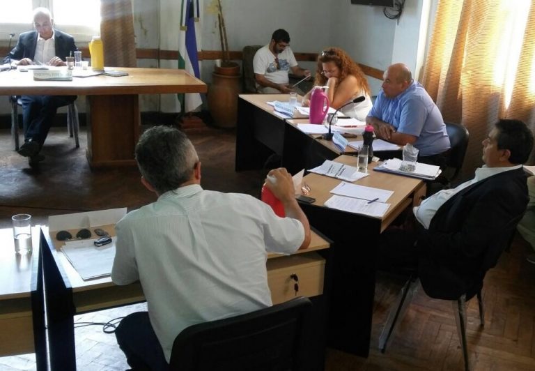 Aprueban pedido de Juicio de Cuentas y Responsabilidad por contratación de un taller