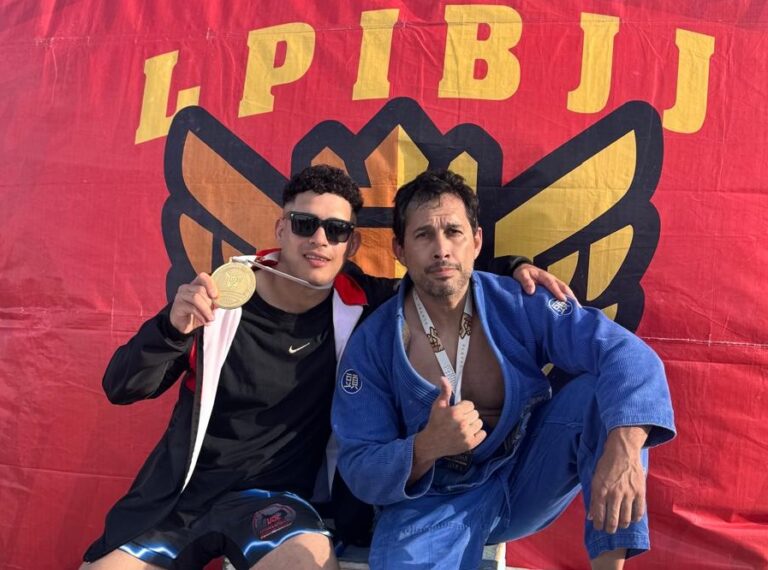 El Jiu Jitsu de San Antonio Oeste brilla en el «Summer Playas Doradas» El Jiu Jitsu de San Antonio Oeste brilla en el «Summer Playas Doradas»