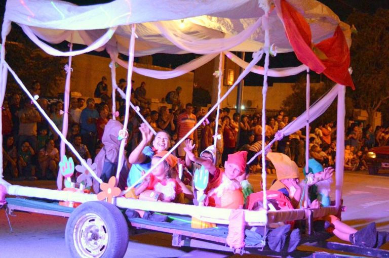 “Queremos que mucha gente se anote para participar de los carnavales”