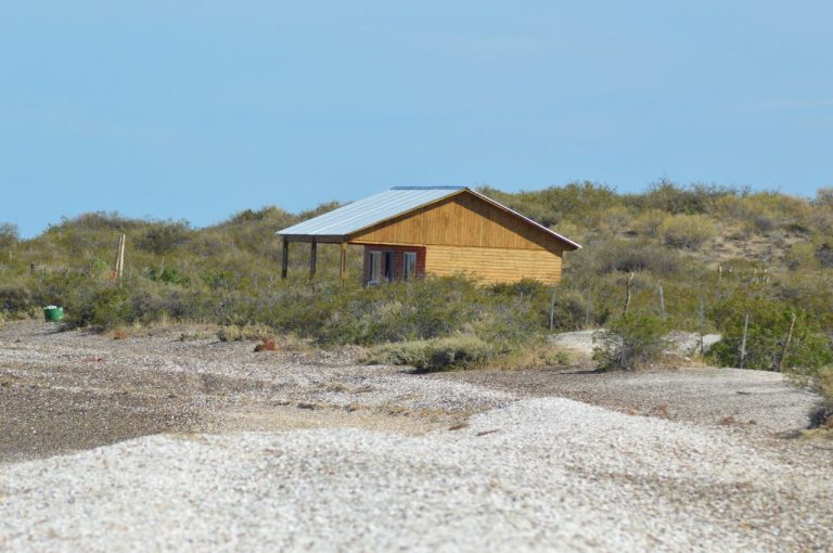El municipio nunca accionó por la prefabricada construida en Punta Perdices