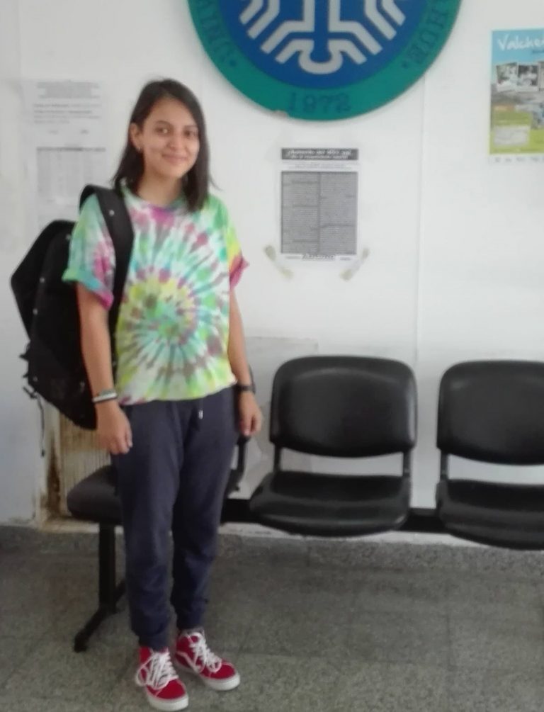 La Escuela Superior de Ciencias Marinas recibe a estudiante extranjera por convenio internacional
