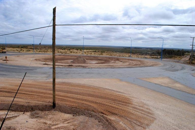 Avanzan los trabajos en la rotonda que unirá las rutas de acceso