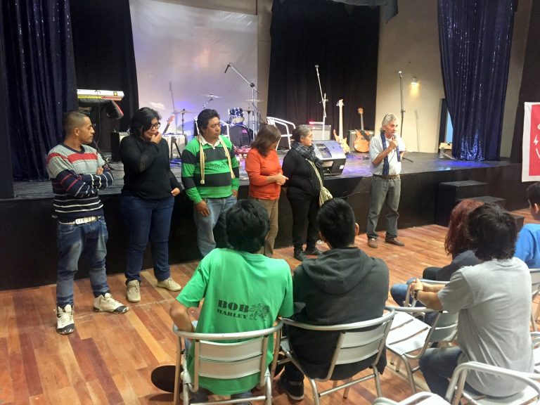 En Las Grutas se vivió la jornada “INKAYAIÑ TAIÑ MAPU” (defendamos nuestra tierra)