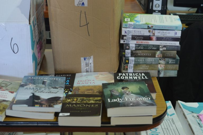 Biblioteca Cincuentenario: la semana que viene estarán disponibles las novedades que adquirieron en la Feria del Libro