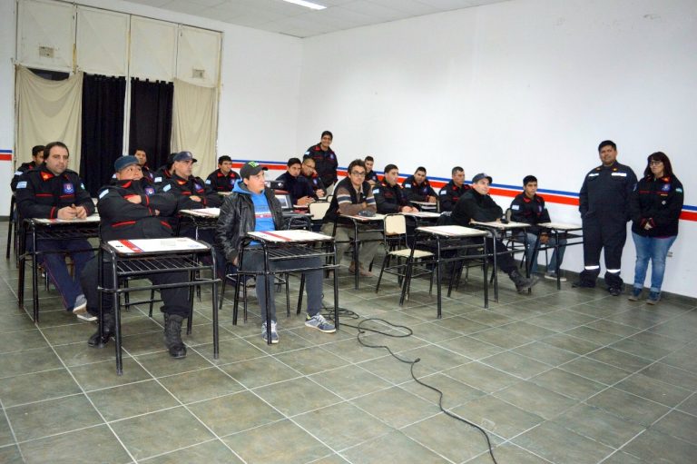 Bomberos de San Antonio Oeste: capacitaciones y pronto inicio de escuela de aspirantes