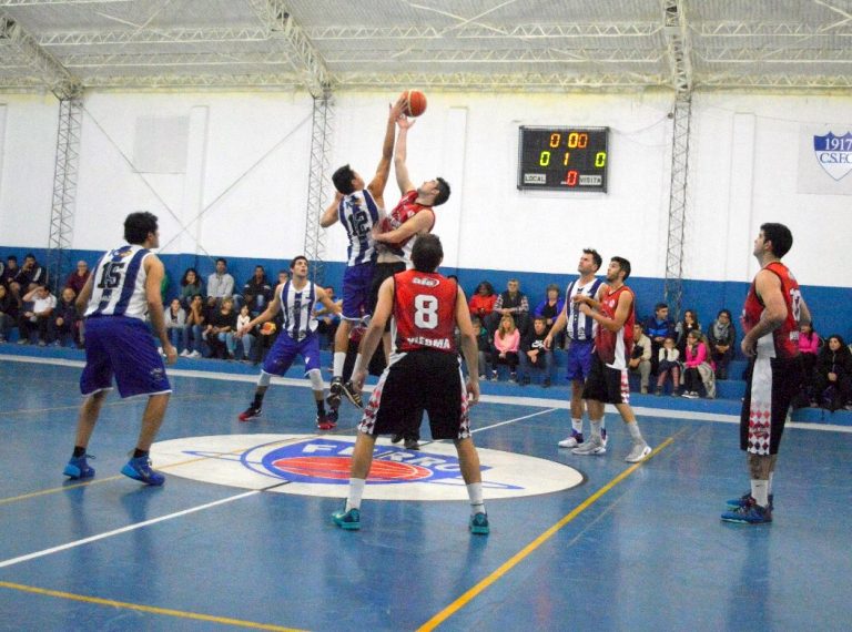 El club Sportivo Ferrocarril tuvo su primer partido del Centenario