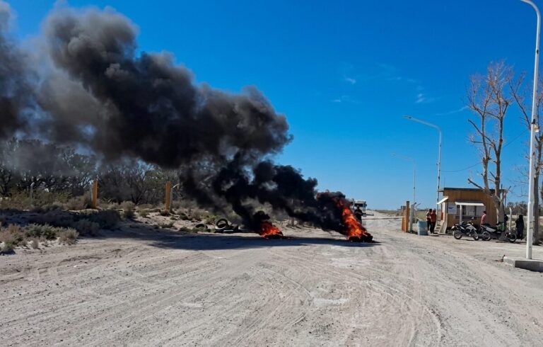 Editorial: el negocio del futuro y los problemas del presente Editorial: el negocio del futuro y los problemas del presente