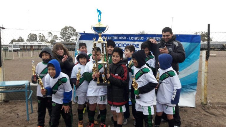 Sierra Grande ganó la final del fútbol infantil paralelo categoría 2006: