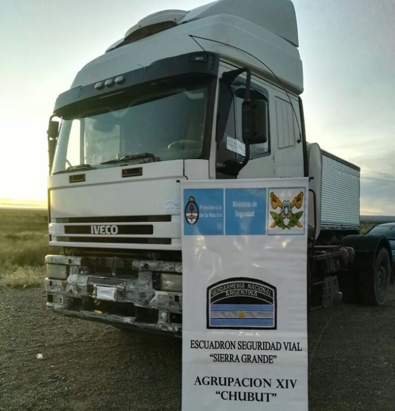 Detienen camión con pedido de secuestro al sur de Las Grutas