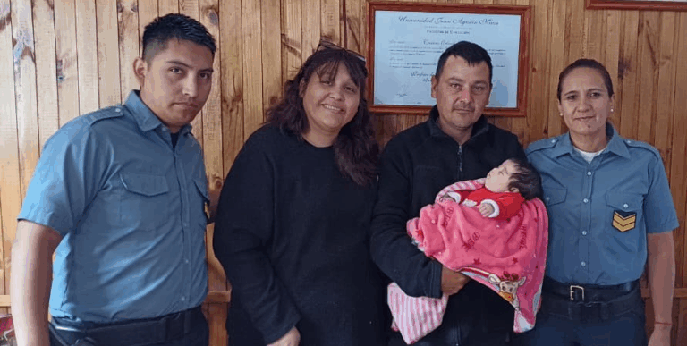 Frugoni destacó la labor de los policías que salvaron a una bebé en Sierra Grande