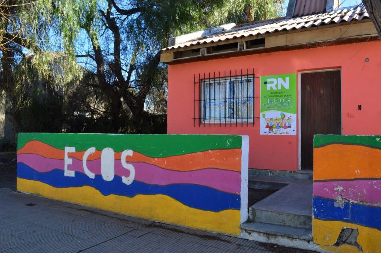 Espacio Comunitario de Organización Social (ECOS) está abierto a la comunidad brindando talleres para niños y jóvenes