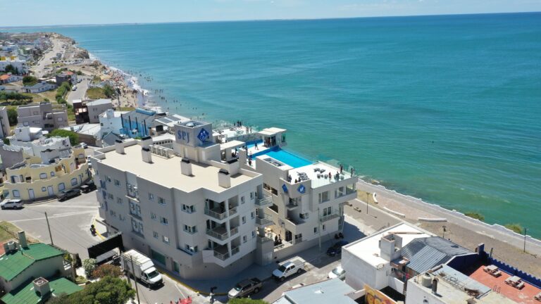 Análisis desde la FEERN por la caída del turismo interno Análisis desde la FEERN por la caída del turismo interno