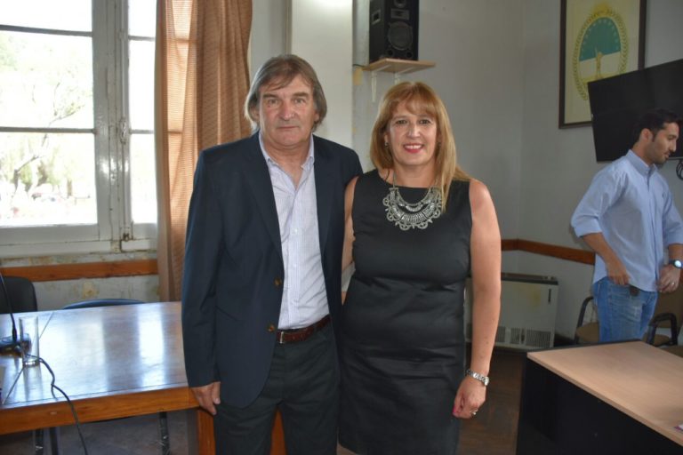 Asumió la Defensora del Pueblo Municipal Judith Michalczewski. También el revisor de cuentas Mario Schachtel .