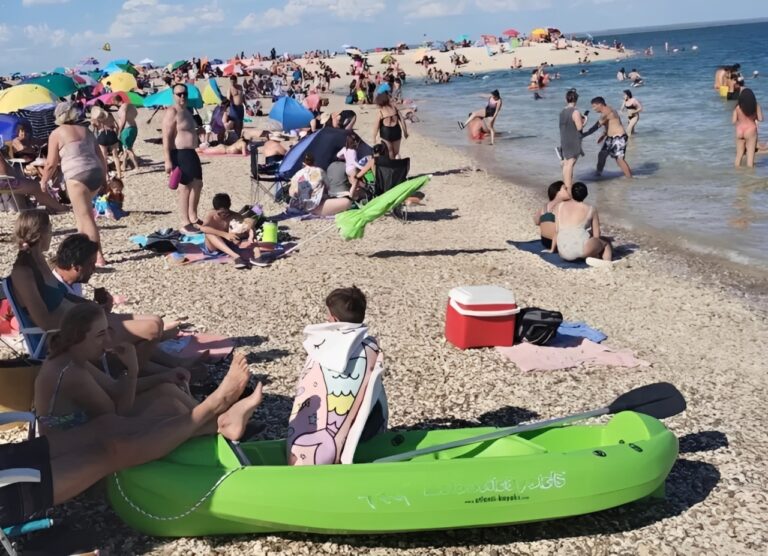 El Puerto del Este vivió un Carnaval con gran movimiento turístico y expectativas renovadas El Puerto del Este vivió un Carnaval con gran movimiento turístico y expectativas renovadas