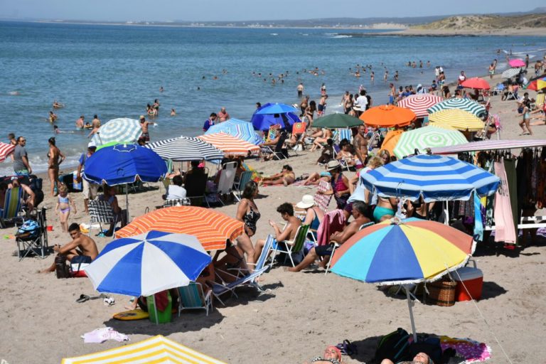 Comenzó el último fin de semana largo del año en la costa atlántica rionegrina