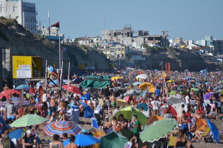 «En Las Grutas tenemos un 90% de reserva hasta el 10 de marzo”