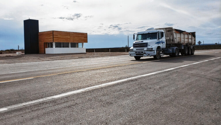 SAO: multan a camiones por exceso de peso en la Ruta Provincial 2 SAO: multan a camiones por exceso de peso en la Ruta Provincial 2