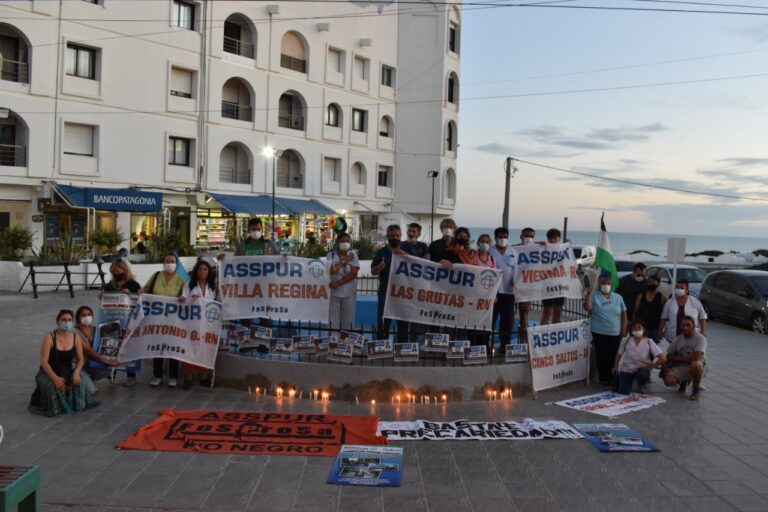 Trabajadores de la Salud afiliados a ASSPUR marcharon por las calles de Las Grutas