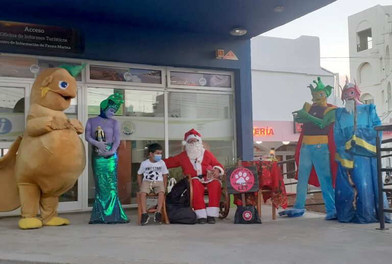 Realizaron jornada de adopciones de mascotas en la peatonal de Las Grutas
