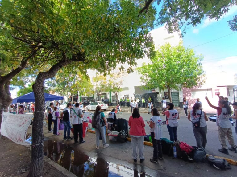 Paritaria docente: el gremio analizará una propuesta que considera “no superadora” Paritaria docente: el gremio analizará una propuesta que considera “no superadora”