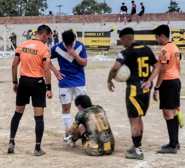 Talleres venció a Ferro por penales y solo le queda un paso para el Regional Amateur Talleres venció a Ferro por penales y solo le queda un paso para el Regional Amateur