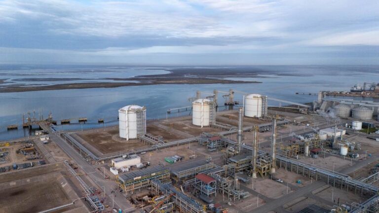 La Legislatura ratificó el acuerdo para el proyecto Argentina LNG La Legislatura ratificó el acuerdo para el proyecto Argentina LNG