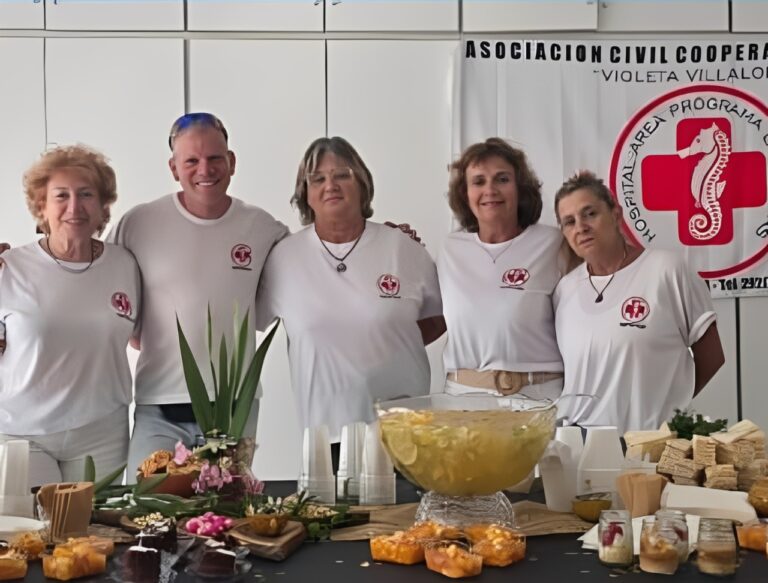 La Cooperadora del Hospital Violeta Villalobos de Las Grutas fortalece la atención comunitaria con dos importantes acciones La Cooperadora del Hospital Violeta Villalobos de Las Grutas fortalece la atención comunitaria con dos importantes acciones