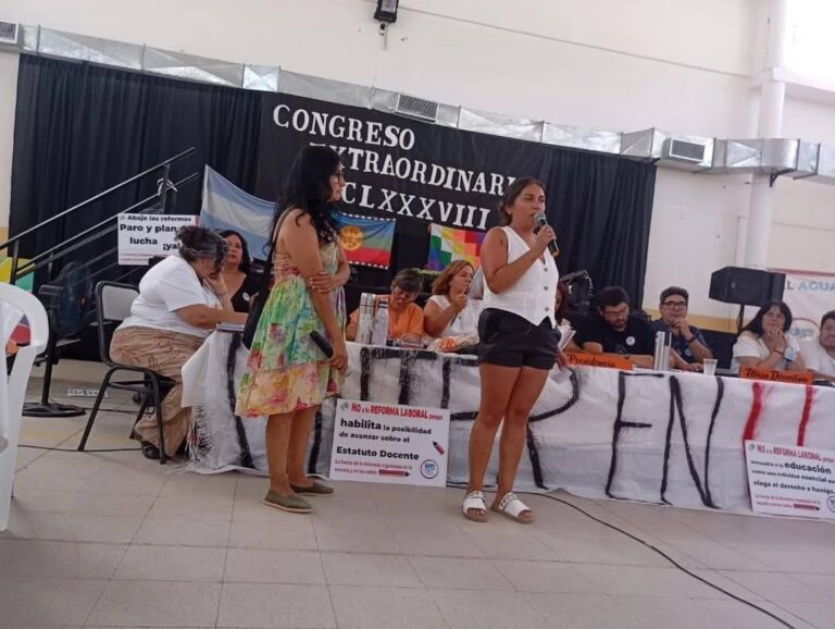 Lura Ferreyra: “no vamos a aceptar bonos en negro ni salarios a la baja” Lura Ferreyra: “no vamos a aceptar bonos en negro ni salarios a la baja”