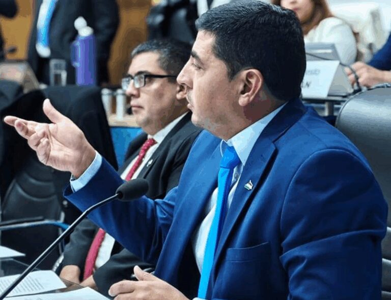 Noale respaldó la reestructuración del gabinete provincial y destacó la inversión en obra pública con fondos rionegrinos Noale respaldó la reestructuración del gabinete provincial y destacó la inversión en obra pública con fondos rionegrinos