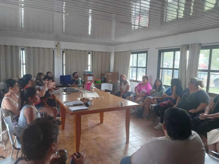 Reclamos, repudios y plan de lucha: UNTER define su estrategia en San Antonio Oeste Reclamos, repudios y plan de lucha: UNTER define su estrategia en San Antonio Oeste