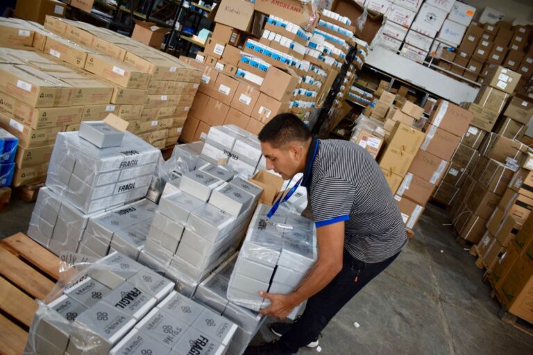 Salud e IPROSS consolidan el éxito del modelo de compras conjuntas Salud e IPROSS consolidan el éxito del modelo de compras conjuntas