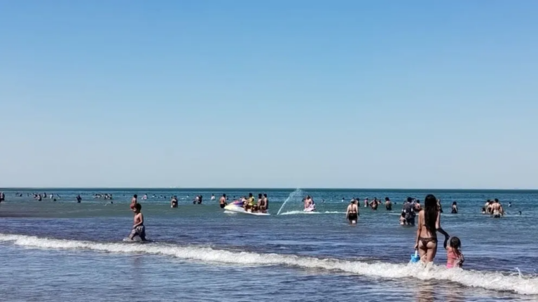 Guardavidas refuerzan medidas de prevención por el fin de año y el resto de la temporada de verano