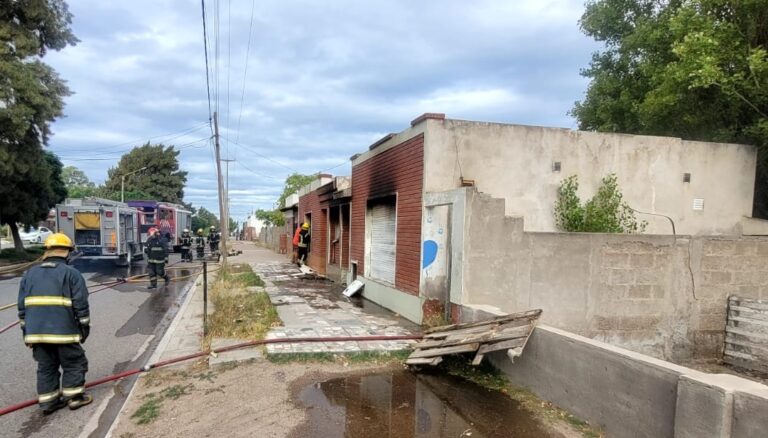 Incendio en una vivienda de San Antonio Oeste dejó pérdidas casi totales