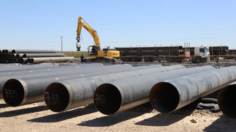 Editorial: energía y desarrollo Editorial: energía y desarrollo